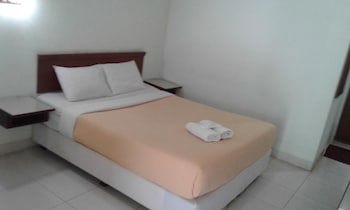 Pandu Lakeside Hotel Parapat - Toba Lake