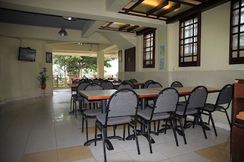 Pandu Lakeside Hotel Parapat - Toba Lake