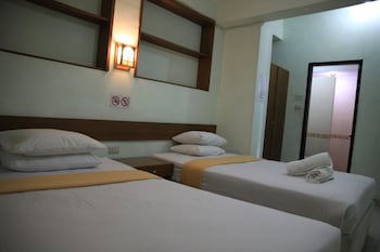 Pandu Lakeside Hotel Parapat - Toba Lake