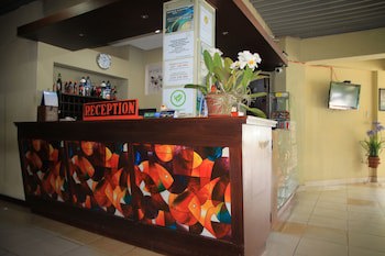 Pandu Lakeside Hotel Parapat - Toba Lake
