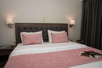 Green Hill Hotel
