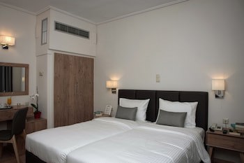 Green Hill Hotel