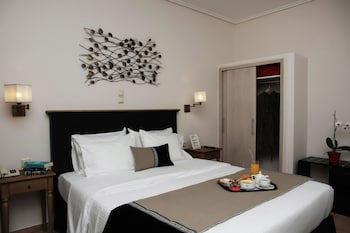Green Hill Hotel