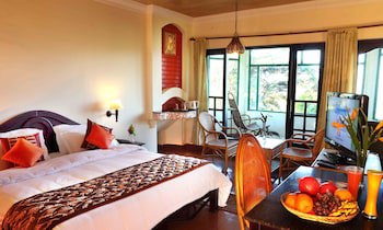 Camelot Resort