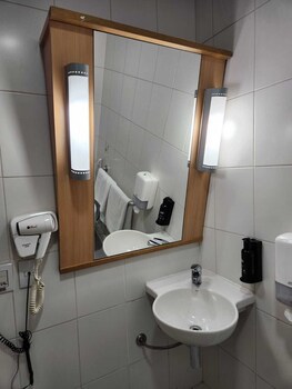 Ibis Contagem Ceasa