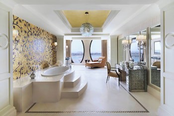 The Ritz-Carlton Abu Dhabi, Grand Canal fotoğrafı