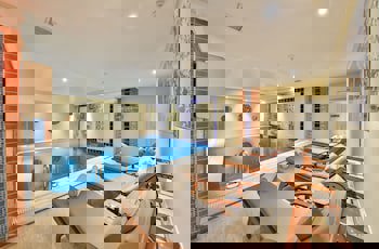 Ramada By Wyndham Istanbul Taksim