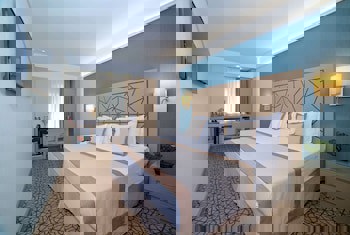 Ramada By Wyndham Istanbul Taksim