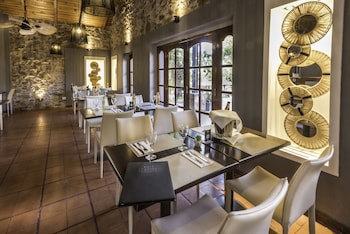 Pinares Del Cerro Resort & Suites