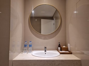 Crystalkuta Hotel - Bali