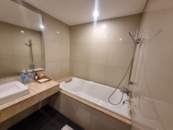 Crystalkuta Hotel - Bali