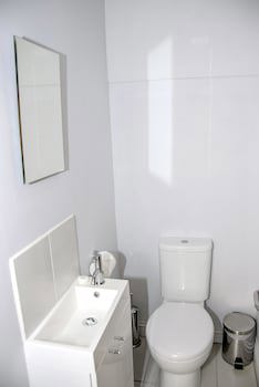 Base Serviced Apartments - City Road