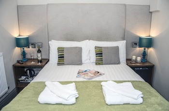 Base Serviced Apartments - City Road