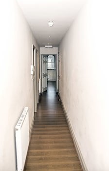 Base Serviced Apartments - Sir Thomas Street