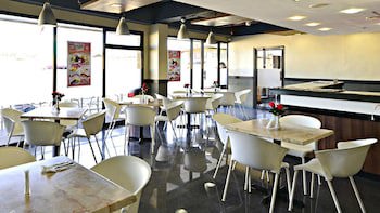 Express Inn - Cebu Hotel