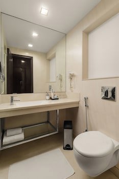 Golden Tulip Gurgaon - Sector 29
