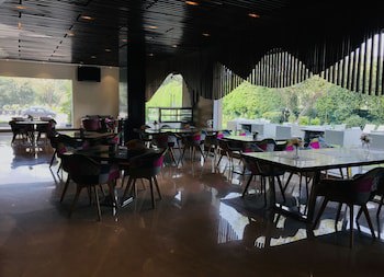 Golden Tulip Gurgaon - Sector 29