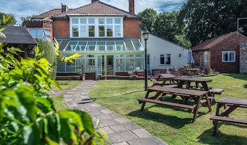 The Feathers Holt