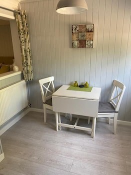 Petherton Cottage Studios