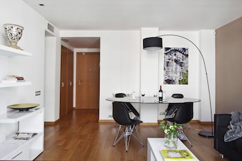 Ainb Sagrada Familia Apartments