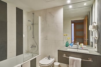 Ainb Sagrada Familia Apartments
