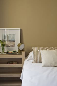 Ainb Sagrada Familia Apartments