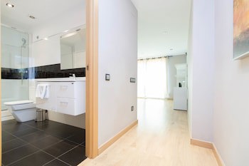 Ainb Sagrada Familia Apartments