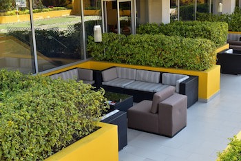 Courtyard By Marriott Leon At The Poliforum
