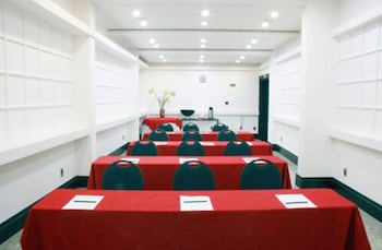 Da Vinci Hotel & Conventions