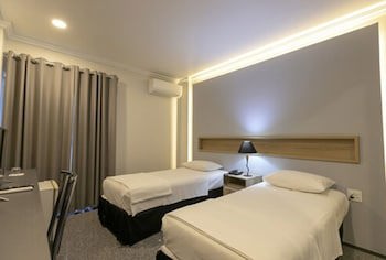 Da Vinci Hotel & Conventions