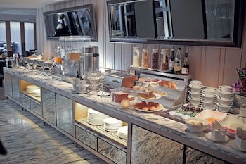 Arcadia Suites Bangkok