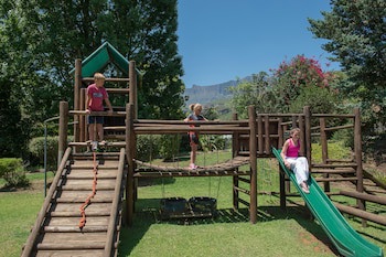 Cathedral Peak Hotel
