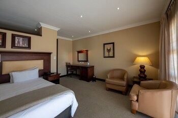 Cathedral Peak Hotel