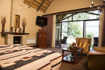 Cathedral Peak Hotel