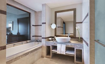 Fairmont The Palm