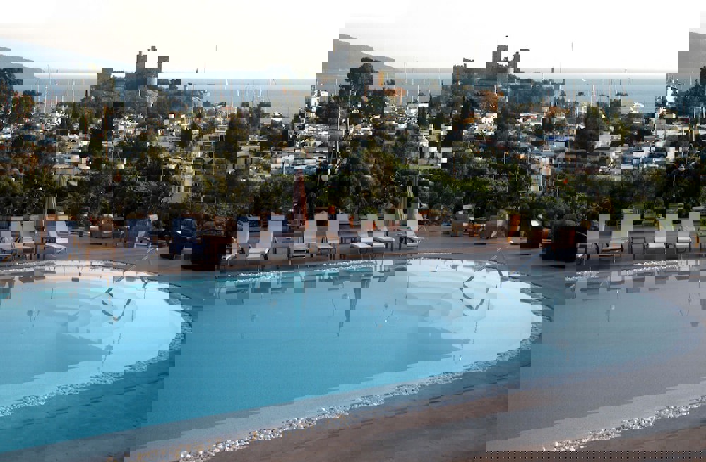 LVZZ Hotel - Boutique Class