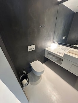 B-Aparthotel Regent