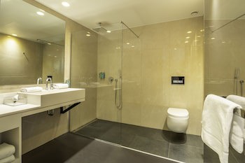 B-Aparthotel Regent