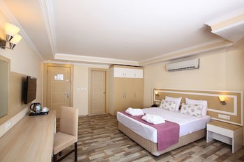 Royal Arena Hotel & Resort Spa fotoğrafı