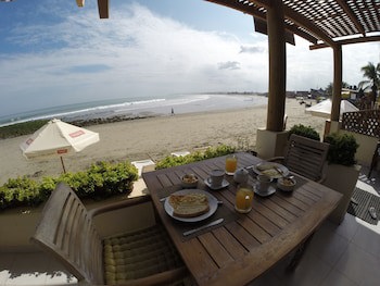 Don Giovanni Balinese Suites & Gelateria