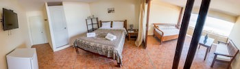 Don Giovanni Balinese Suites & Gelateria