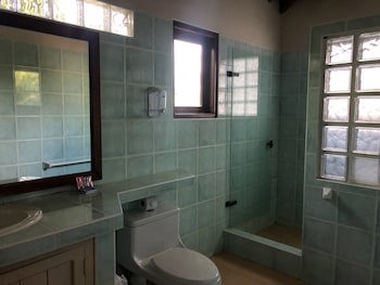 Don Giovanni Balinese Suites & Gelateria
