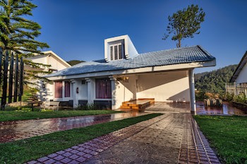 Fortune Retreats