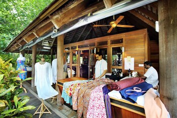 Gangehi Island Resort