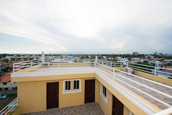 Tropical Island  Aparthotel