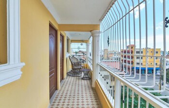Tropical Island  Aparthotel