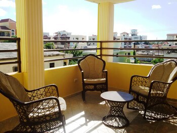 Tropical Island  Aparthotel