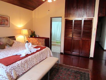 The Cariari Bed And Breakfast