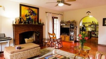 The Cariari Bed And Breakfast