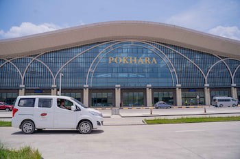 Pokhara Grande